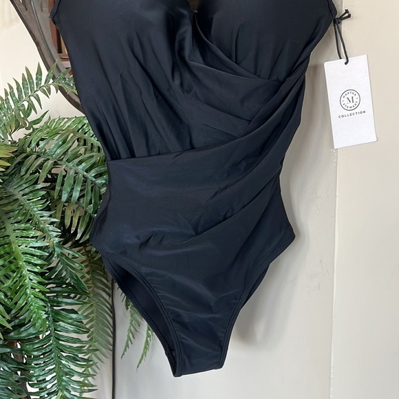 Brand New Martha Stewart Black Shaping Slimming Swimsuit One-Piece UPF 50 - Picture 2 of 15